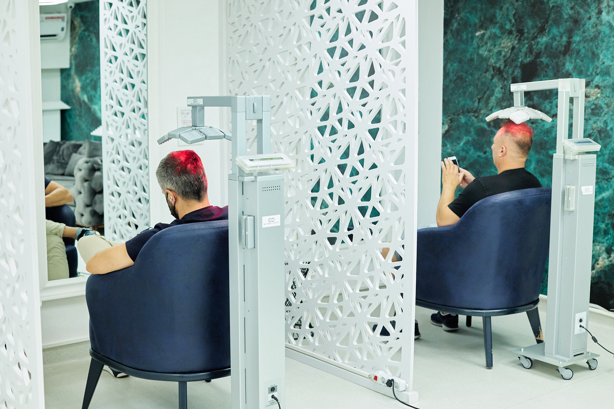 Tratamentul cu laser pentru păr în diferite tipuri de alopecie